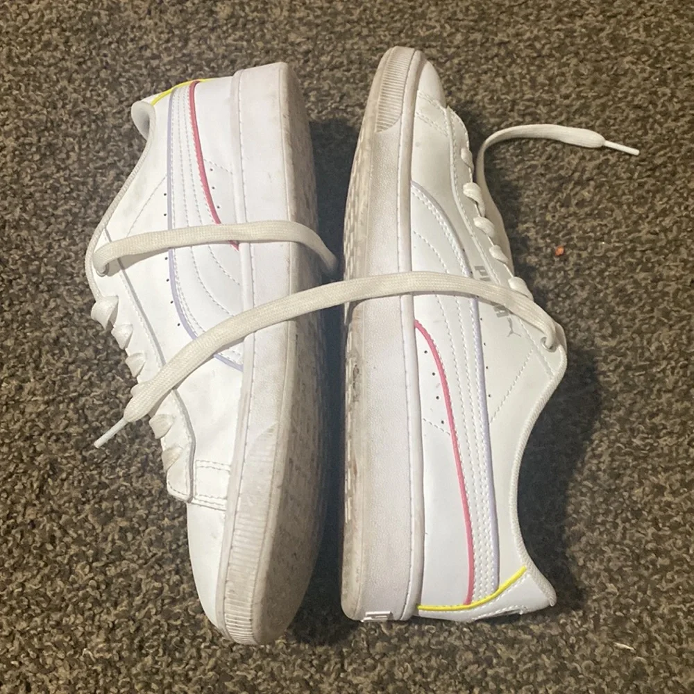 Shoes - Picture 2 of 3